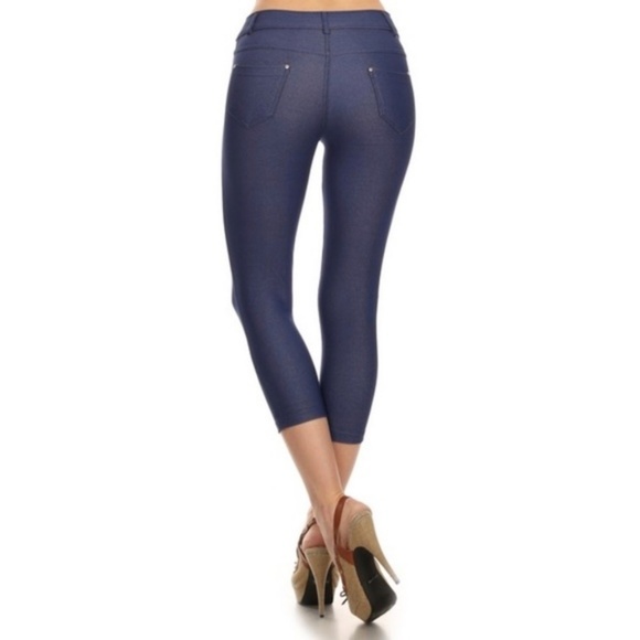 Basic Dark Denim Blue Capri Jeggings - Picture 3 of 5